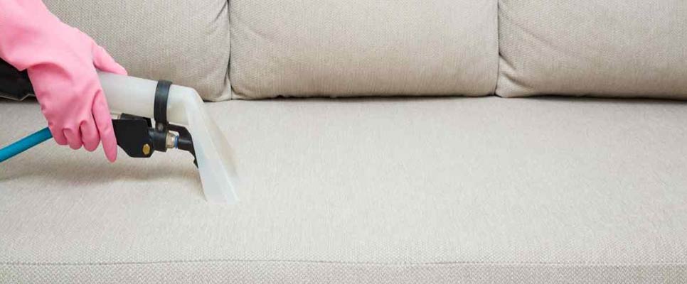 Couch Cleaning Glenelg North